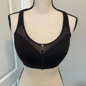 Victoria Secrets- Victoria Sport Sports Bra